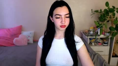 Alena online show from June 25, 5:12 am