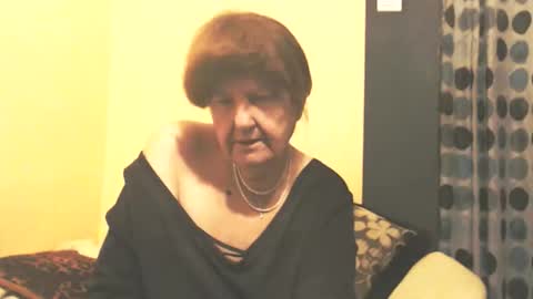 WildRedCat online show from February 14, 3:48 pm