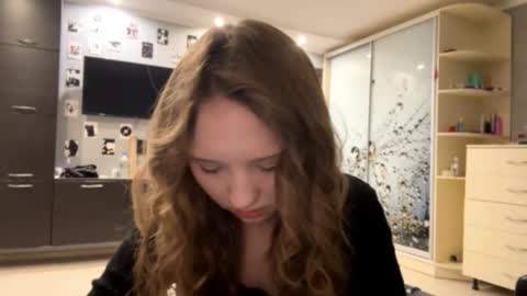 Olivia online show from December 22, 7:09 pm