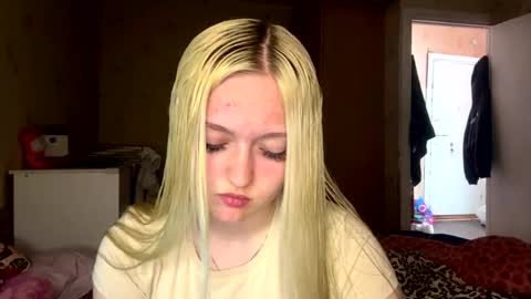 Sophia online show from May 12, 4:27 pm