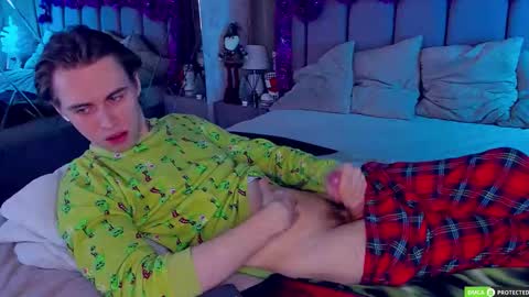 William online show from December 21, 3:35 am