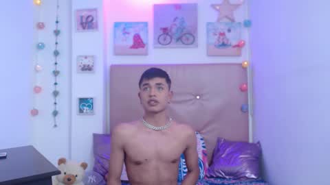 willians__ online show from November 6, 4:59 am