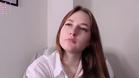 Sarah online show from June 14, 4:03 am