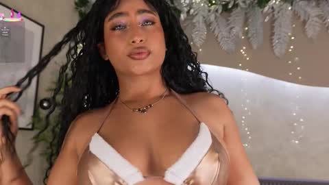 Ms Willow online show from December 18, 11:49 am