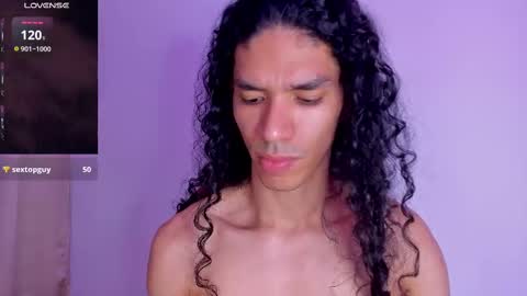 Snapshot of willy_veins chatting on February 28, 4:32 am willy_veins online show from February 28, 4:32 am