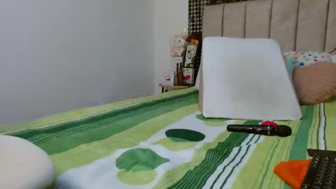 Only wilsonsiara01 online show from November 26, 3:04 am