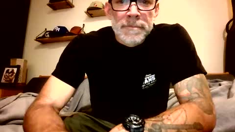 wingnutt765733 online show from February 14, 6:27 am