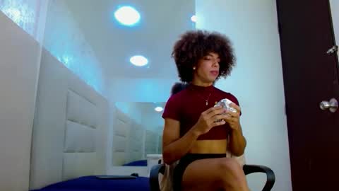 WinnyBarness online show from October 30, 2:23 am