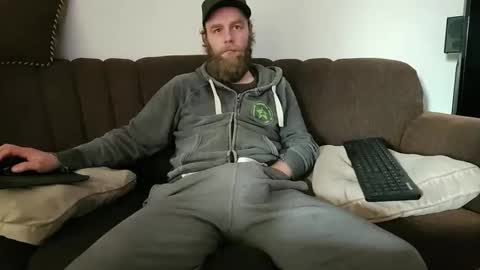 winter117 online show from April 11, 10:36 pm