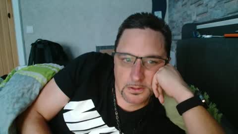 Snapshot of wirzwei8883 chatting on September 28, 2:37 pm Dirty online show from September 28, 2:37 pm