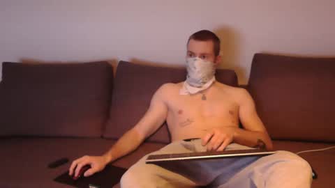 wolf021221 online show from April 4, 11:50 am