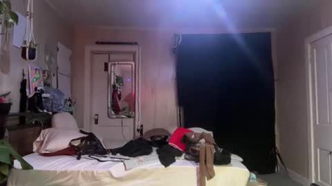 Wolfblazer online show from March 2, 11:31 pm