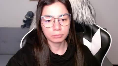 Alex online show from November 5, 3:41 am