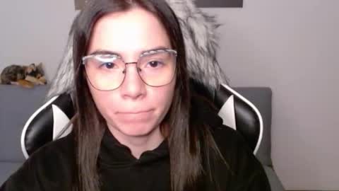 Alex online show from February 1, 2:08 am