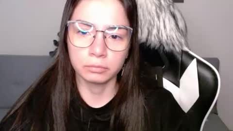 Alex online show from November 6, 3:42 am