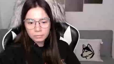 Alex online show from October 12, 3:43 am