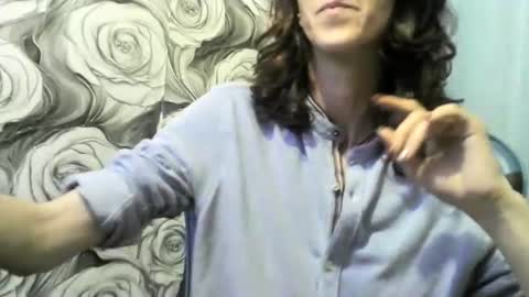 wolfxsnow online show from June 22, 6:43 am