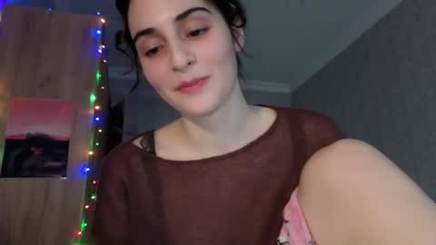 Stia online show from December 15, 12:45 pm