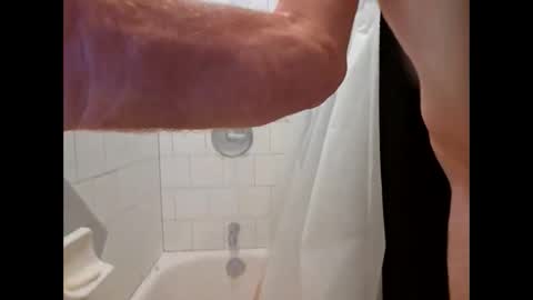 woodc71 online show from April 11, 11:47 am