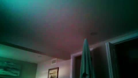 woodeee77 online show from December 14, 7:20 pm