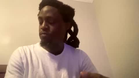 Snapshot of woodpipe69 chatting on March 5, 2:03 am Woodpipe69 online show from March 5, 2:03 am