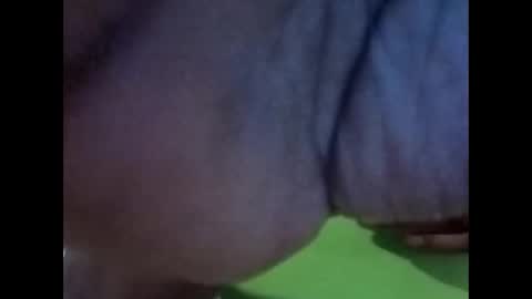 Snapshot of woodpipe69 chatting on December 31, 9:17 pm Woodpipe69 online show from December 31, 9:17 pm