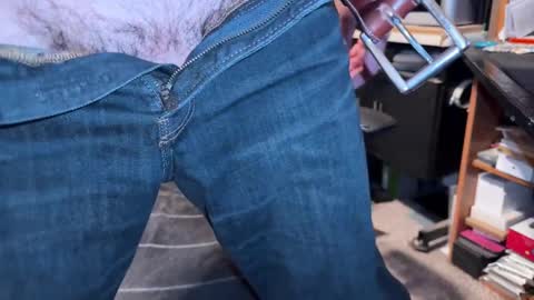 workplace_proximity_associate online show from November 18, 10:46 pm