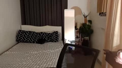 Camilla online show from December 2, 2:21 am