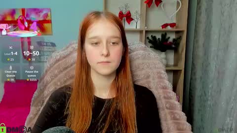 wow_emma_ online show from February 13, 2:20 pm