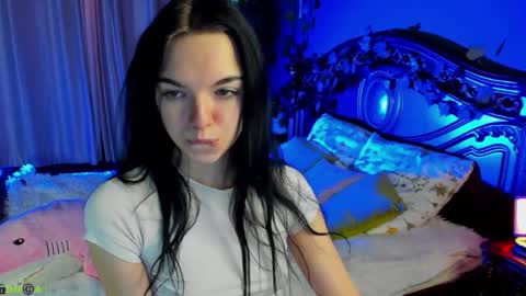 Evelin online show from April 4, 1:18 pm
