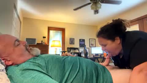 DaddynDom online show from October 23, 4:19 pm