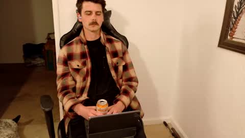 Wyatt online show from June 20, 3:24 am
