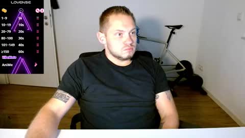 x19marco93x online show from October 29, 7:14 pm