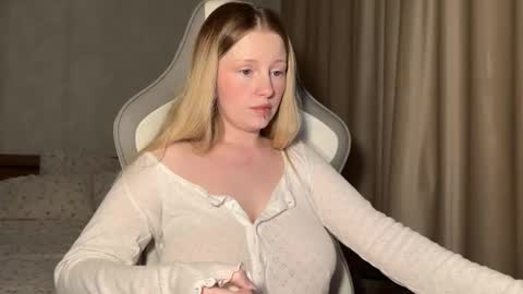 eva online show from October 5, 5:09 pm