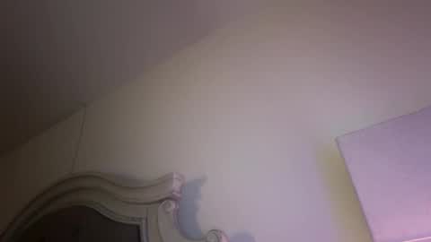 Mariah  online show from February 1, 11:58 pm