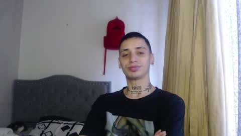 xalejo_max online show from October 18, 5:06 pm