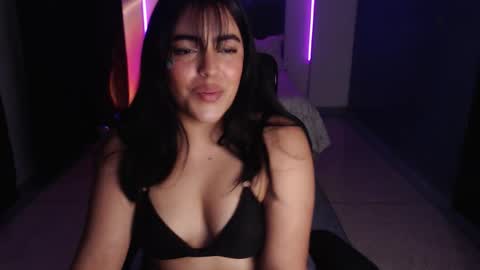 xambar_22x online show from December 5, 10:51 pm