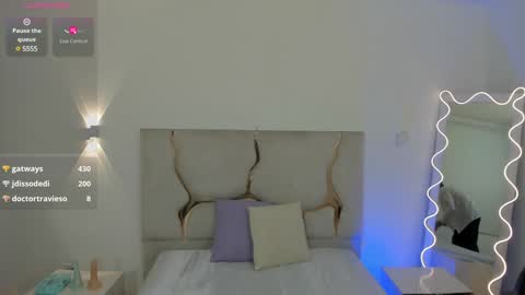 ISSANDER online show from January 30, 7:37 pm