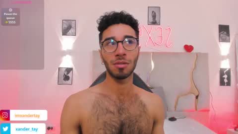 ISSANDER online show from March 9, 9:46 pm