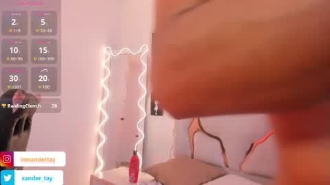 ISSANDER online show from March 8, 1:39 am