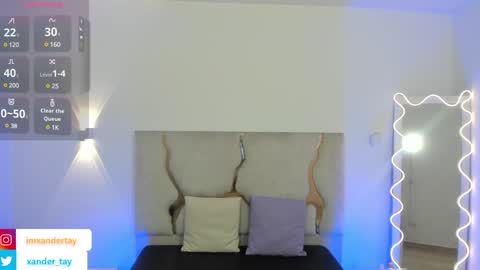 ISSANDER online show from January 23, 7:40 pm