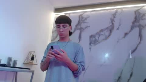 xandergrey8 online show from April 6, 7:15 pm