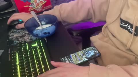 xburst online show from February 18, 9:42 pm