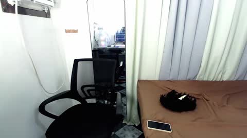 xdreamtrexie online show from January 3, 6:01 am