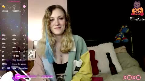 EllieeRose online show from October 25, 12:00 am
