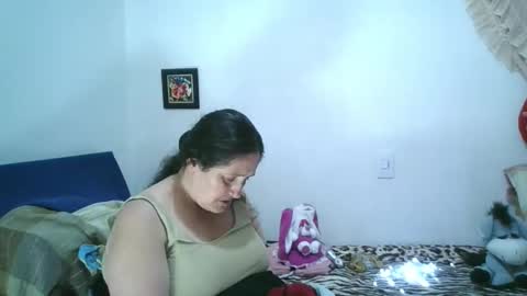 Ximena online show from March 25, 1:01 am