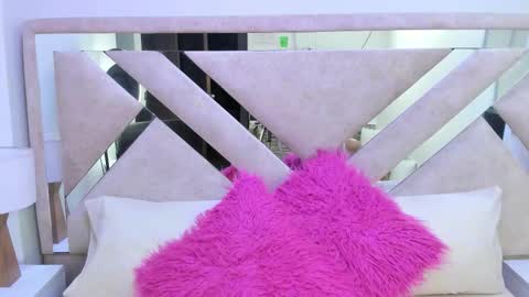 Xime  online show from December 15, 3:02 am