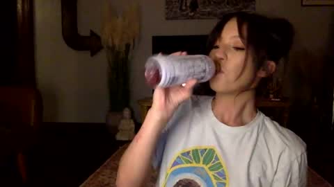 xLacyy online show from December 18, 3:15 am