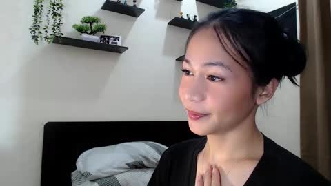 Alice online show from April 12, 7:40 pm