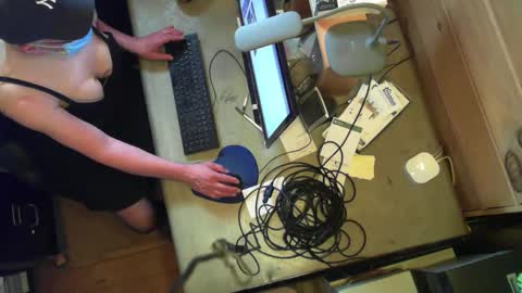 xmichelle1 online show from May 12, 9:02 pm